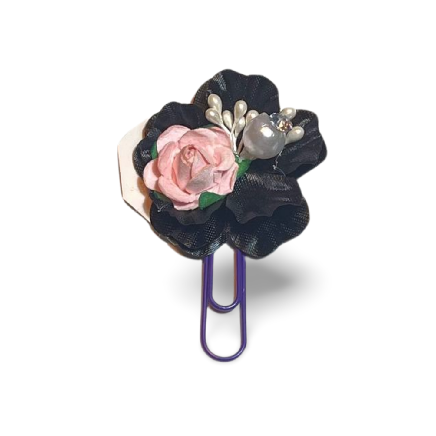 Don't settle for a plain and boring paper clip when you can add a touch of style and sophistication with our Black Flower with Pearl Paper Clip.Paper ClipPaper ClipBlack Flower with Pearl Paper Clip.