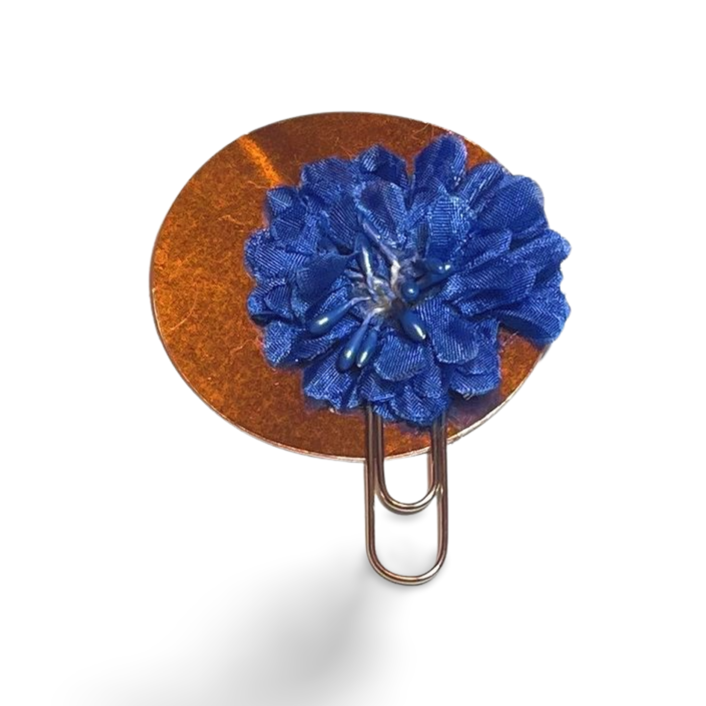 Upgrade your paper clip game with our Round Paper Clip, available now at Lady Meg's Boutique Inc. Order yours today and add a touch of beauty to your everyday paperwPaper ClipPaper ClipRound Back Flower Paperclip