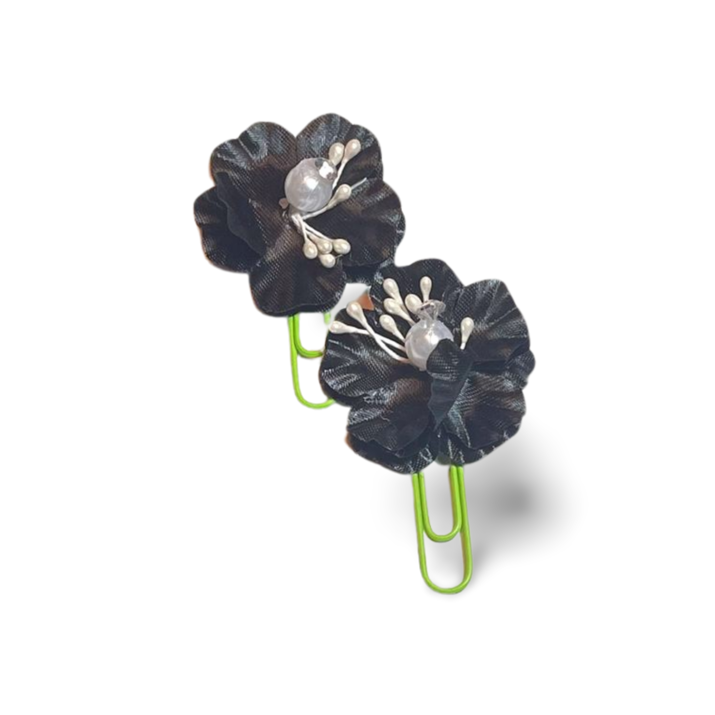 If you are organizing important documents or simply need to keep your papers in place, our Flower Paper Clip is the perfect solution. Its unique design and functionaPaper ClipPaper ClipFlower Paper clip